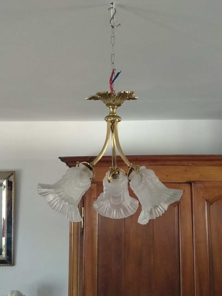 Plafonnier lustre en bronze à 3 tulipes