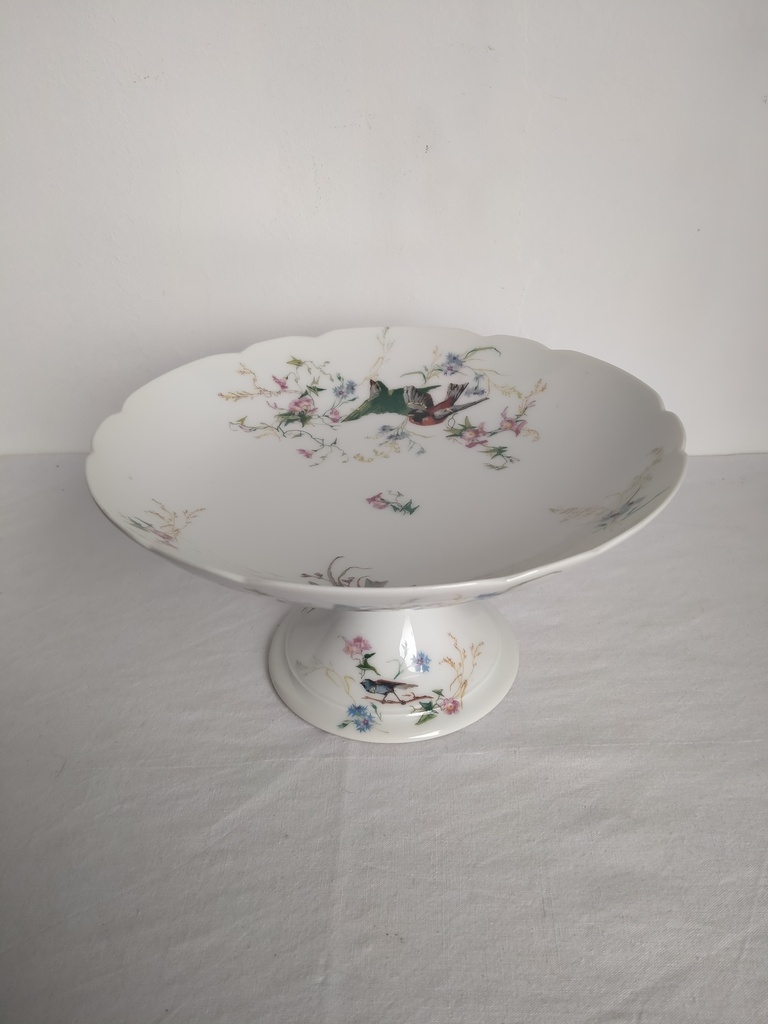 Coupe à fruit en porcelaine de Limoges Haviland décor de fleurs et d'oiseaux fin XIXe siècle