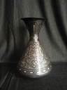 Vase oriental en fer damasquiné