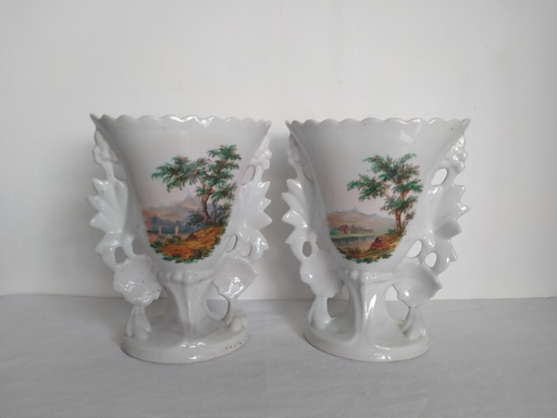 [A139] Paire d'anciens vases de mariée à décor paysage toscan porcelaine de Paris