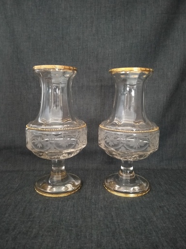 [23020/2] Ancienne paire de vases en cristal taillé avec monture en bronze doré, XIXe siècle