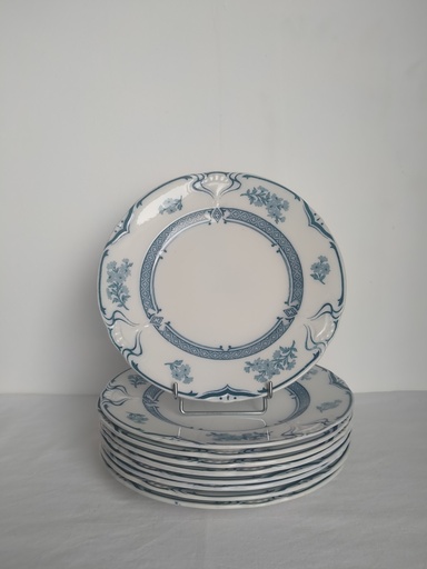 [A088] Série de 9 assiettes de la faïencerie de Saint-Amand-Les-Eaux Hamage, modèle Manon  décor bleu Art Nouveau