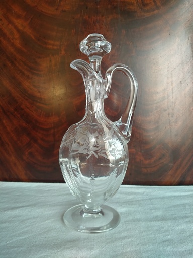 [A085] Flacon en verre gravé et taillé patronymique datant du XIXe siècle