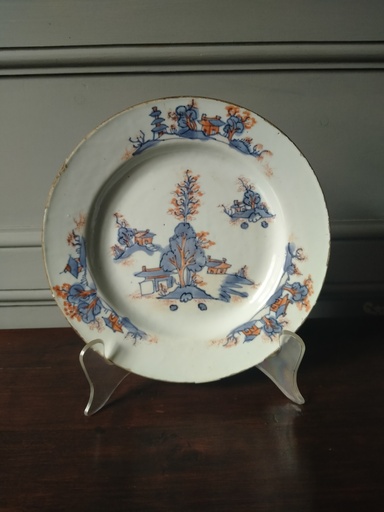 [24002/2] Assiette Imari chinoise XVIIIe siècle