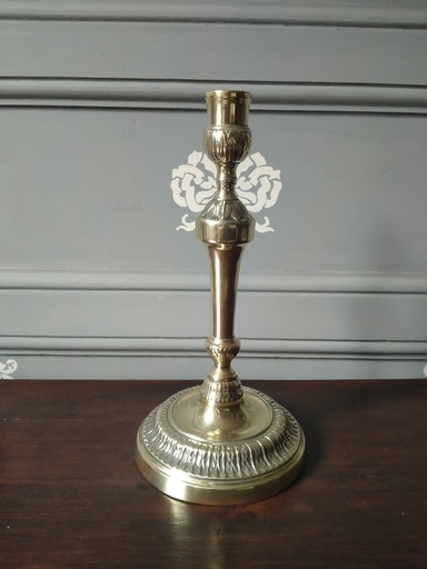[24002/3] Flambeau en bronze Louis XVI, XVIIIe siècle, décor feuillage
